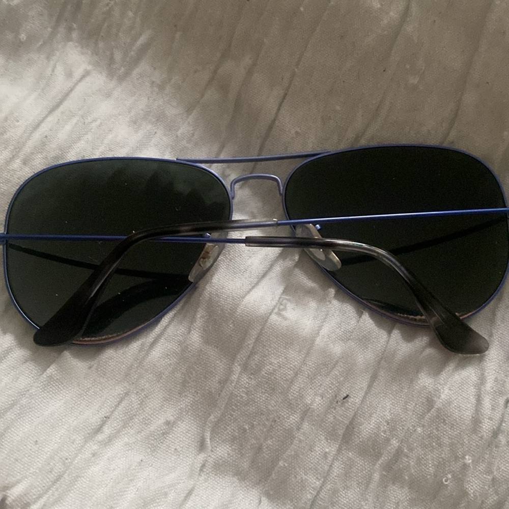 Ray-Ban Aviator Sunglasses with Purple Frame and Black Lenses - Picture 3 of 3